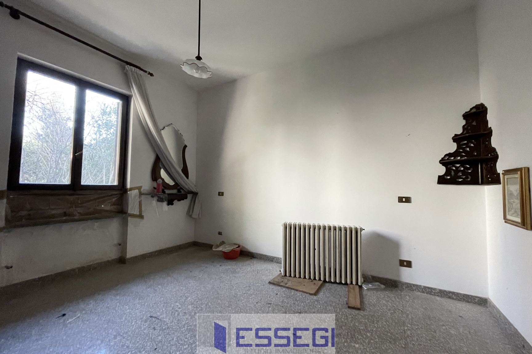 ERBA Casa indipendente bifamiliare